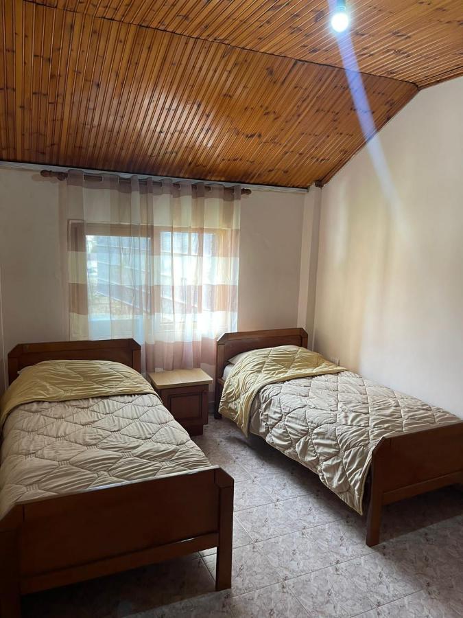 Vila Dedi Apartamento Shkodër Exterior foto